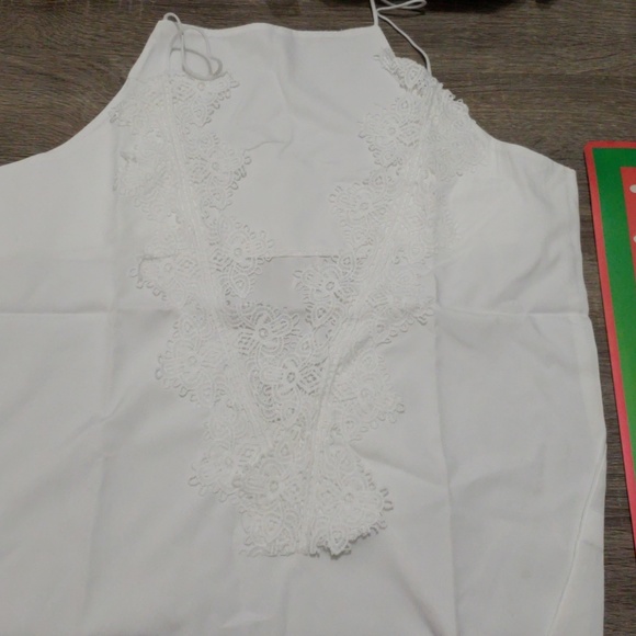 Blouse - Picture 2 of 5